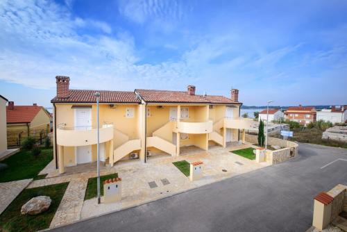 Apartments In Medulin/istrien 9379