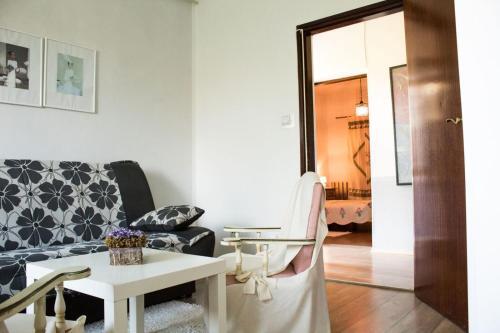 Apartments Tea 944