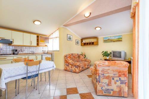 Apartments Nevija