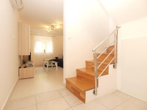 House Doris 1559