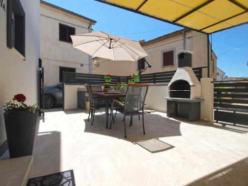 House Doris 1559