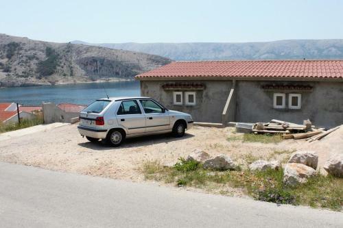 Apartment Metajna 6351e
