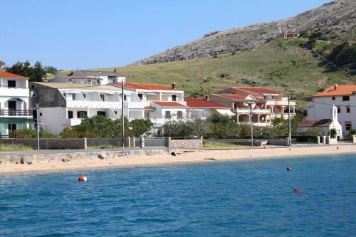 Apartment Metajna 6486g