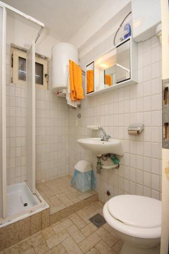 Apartment Metajna 6369c