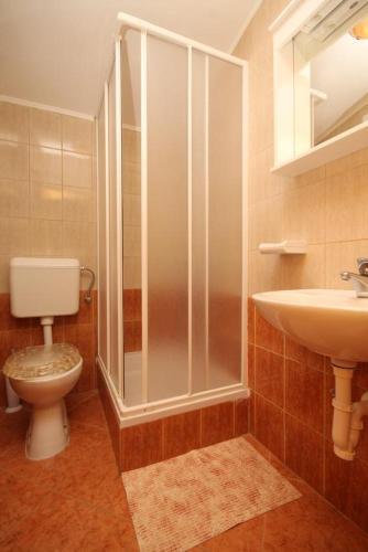 Apartment Metajna 6503e