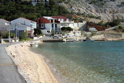 Apartment Metajna 6369b