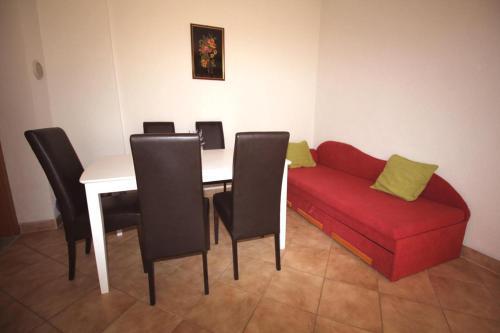 Apartments By The Sea Pisak (omis) - 12545