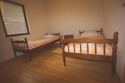 Apartments By The Sea Pisak (omis) - 12545