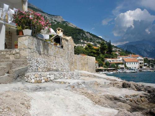 Apartments By The Sea Pisak (omis) - 10410
