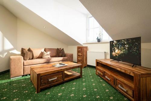 Hotel-gasthof H�ttl