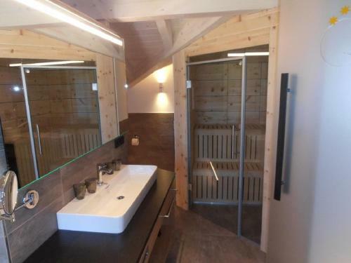 Apartamento Wellness Ferienwohnungen Zellertalblick