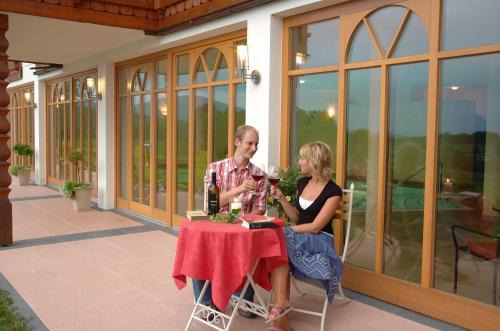 Apartamento Wellness Ferienwohnungen Zellertalblick