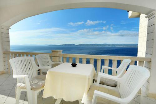 Apartments By The Sea Pisak (omis) - 10323