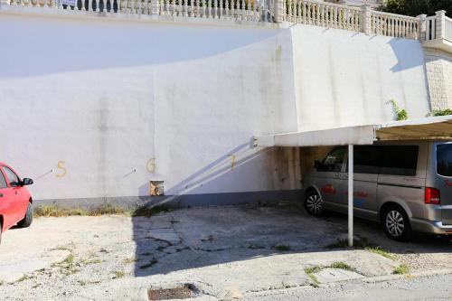 Apartments By The Sea Pisak (omis) - 10323