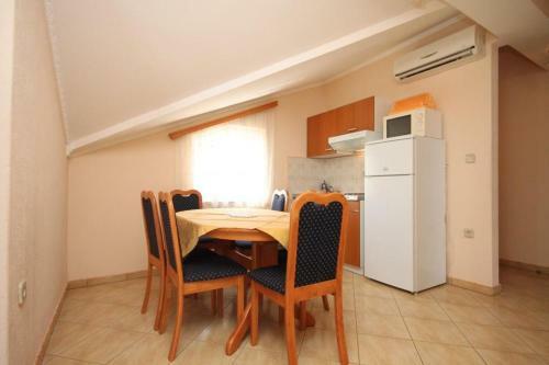 Apartments By The Sea Kraj (pasman) - 3460