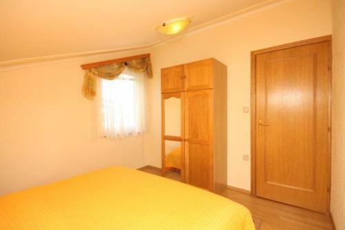 Apartments By The Sea Kraj (pasman) - 3460