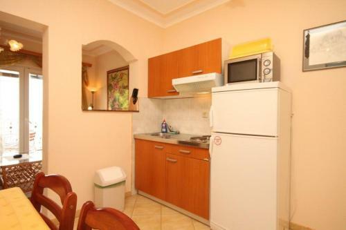 Apartments By The Sea Kraj (pasman) - 3460