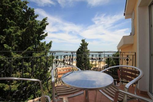 Apartments By The Sea Kraj (pasman) - 3460
