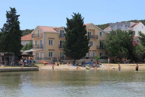 Apartments By The Sea Kraj (pasman) - 3460