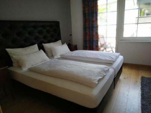 Hostal Weinhaus Moselsch�nke