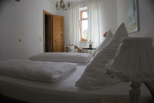 Hostal Weinhaus Moselsch�nke