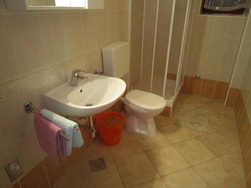 Holiday Home Apartment Antika I
