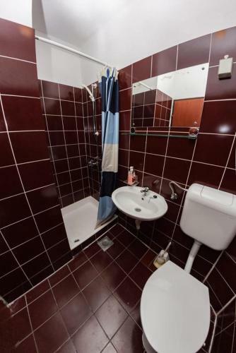 Hostal Apartments And Rooms With Parking Space Pag - 13355