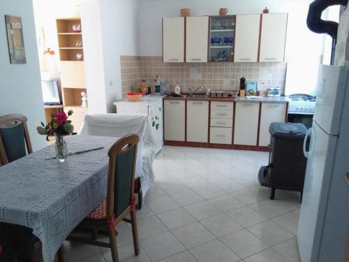 Apartments With A Parking Space Orebic (peljesac) - 16326