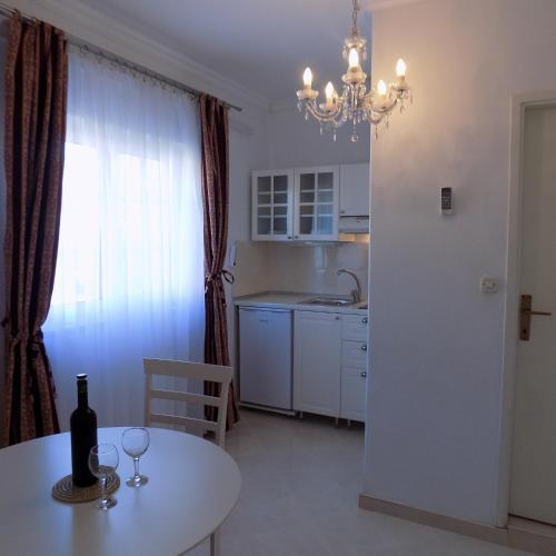 Apartments In Orebic 6938