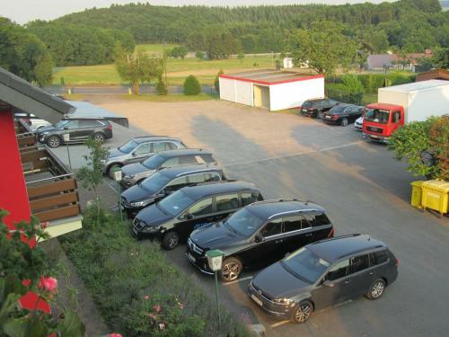 Land-gut-hotel Zur Burg N�rburgring-eifel