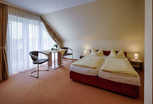 Hostal Elbterrassen Zu Brambach