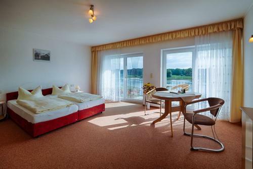 Hostal Elbterrassen Zu Brambach