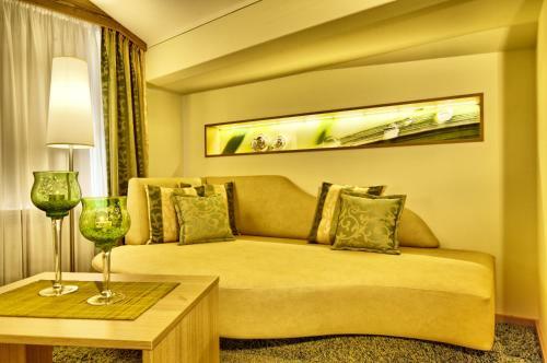 Hotel Neuh�usl Superior