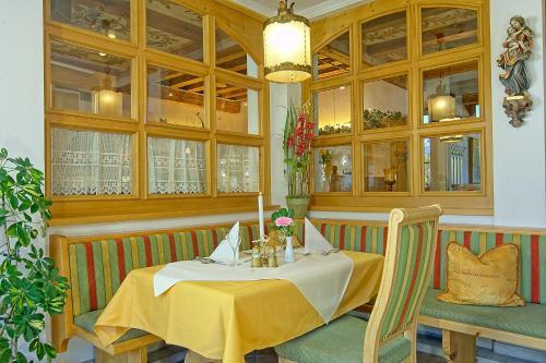 Hotel Neuh�usl Superior