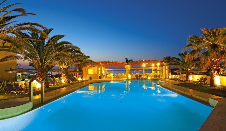 Hotel Eva Bay