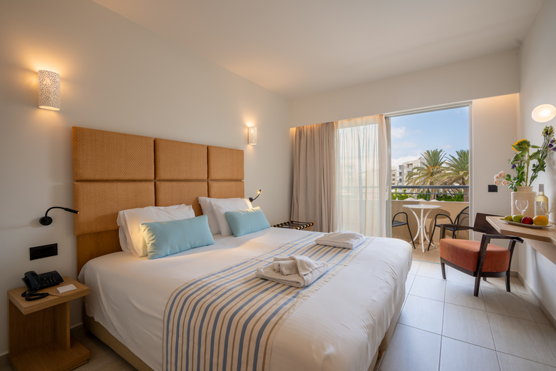 Hotel Minos