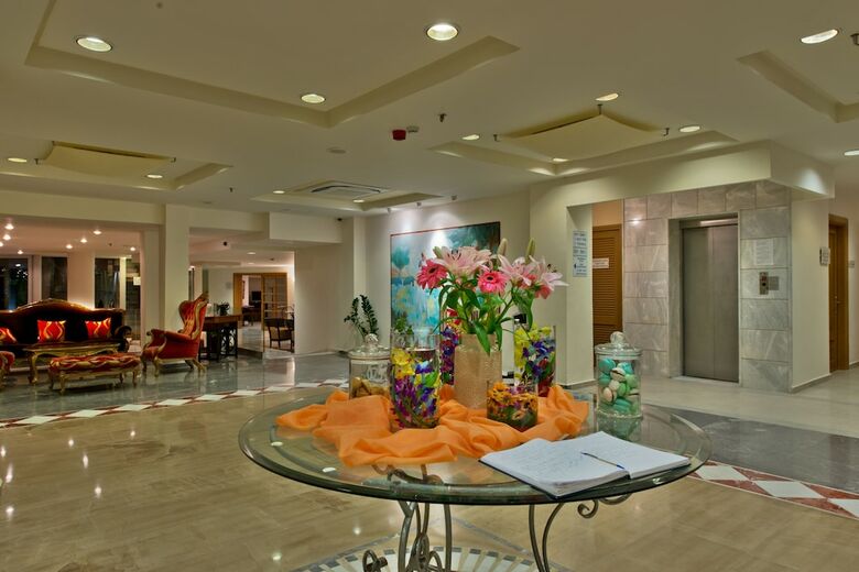 Hotel Minos