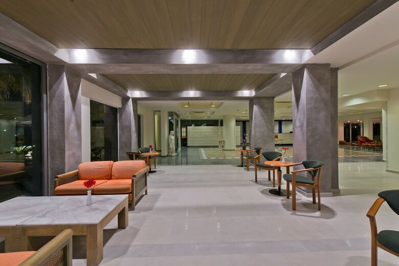 Hotel Minos