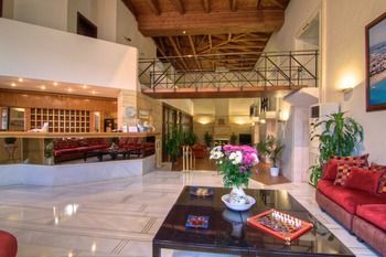 Hotel Fortezza (.)