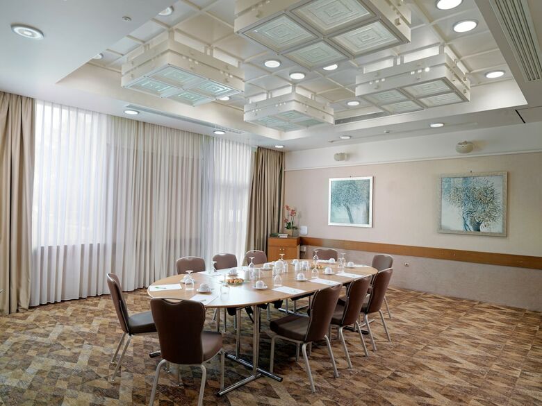 Hotel Holiday Inn Athens Airport