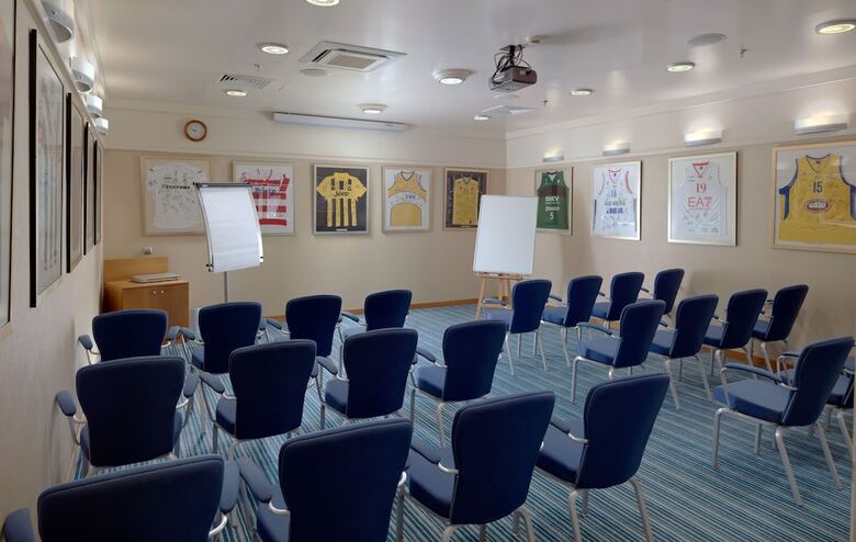 Hotel Holiday Inn Athens Airport