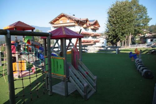 Hotel Albergo Miramonti