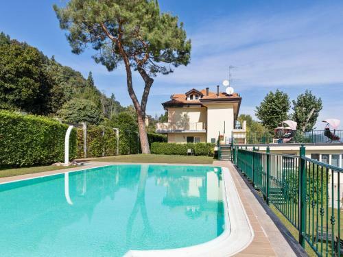 Apartamentos Modern Mansion With Private Beach At Lake Maggiore