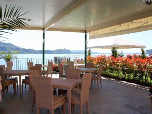 Elegant Apartment Located On Lake Maggiore