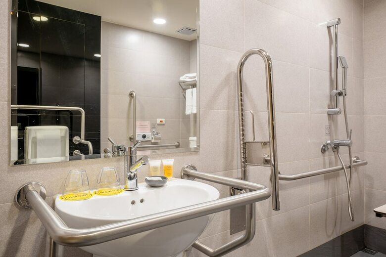 Hotel At Boutique