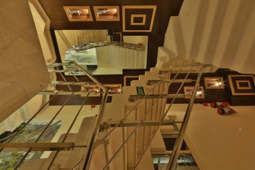 Hotel Knk International