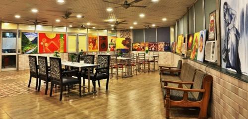 Hotel Knk International