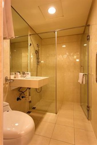 Harmonious Hotel