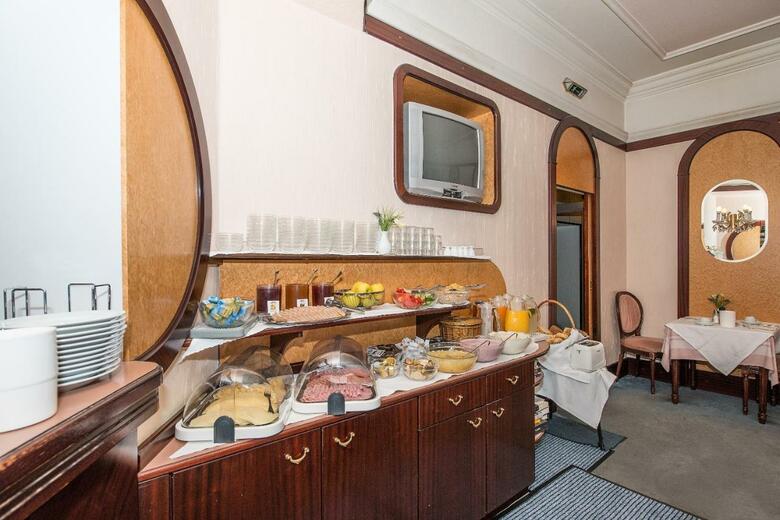Hostal Pension Neuer Markt