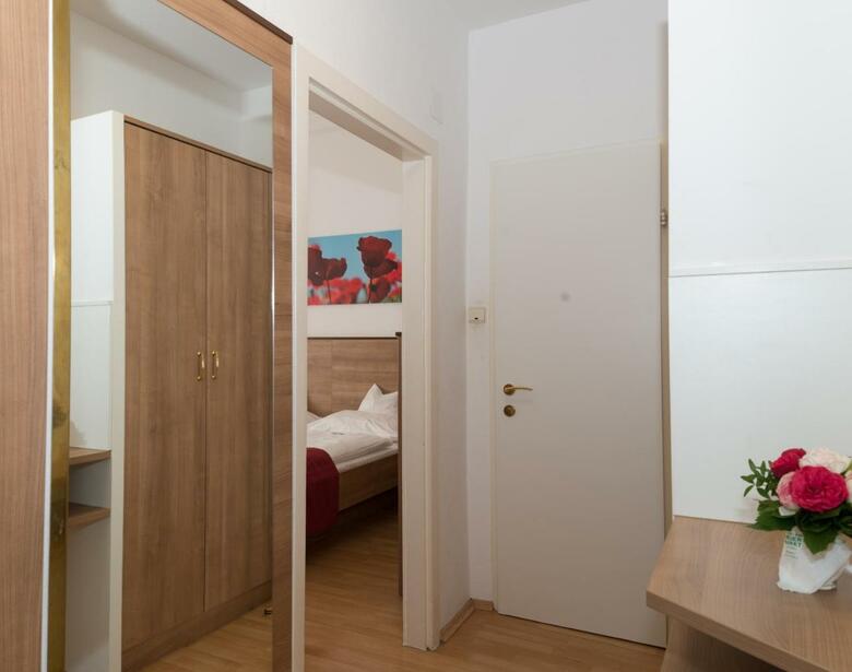 Hostal Pension Neuer Markt